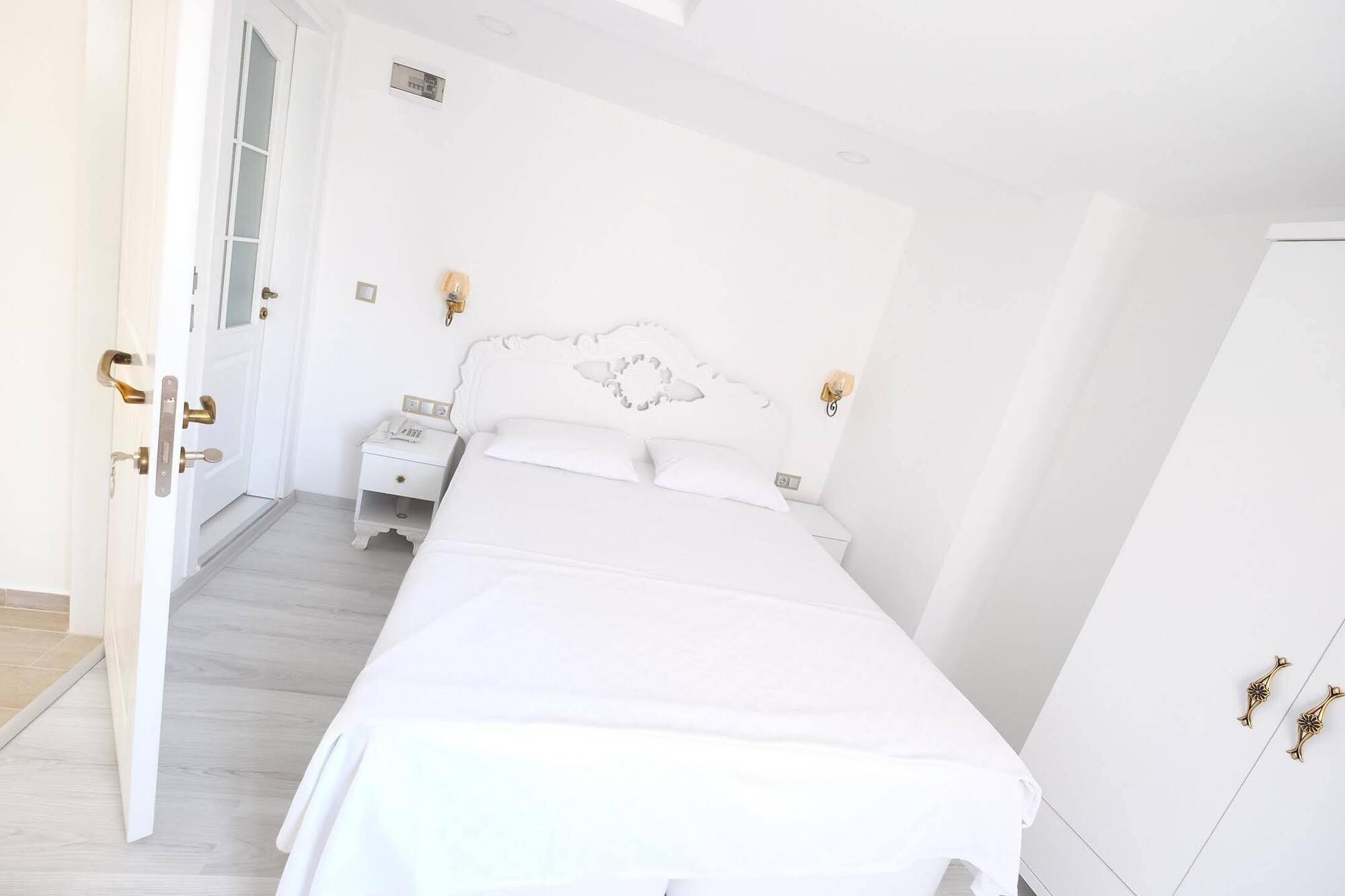 Bugra Alacati (Adults Only) Exteriör bild